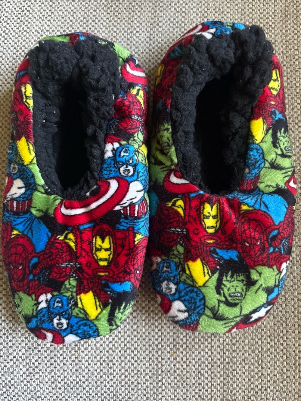 Marvel Avengers Boys Slippers Nonskid Bottom Size S/M